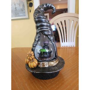 Harvest Lane Witch's hat glitter water globe